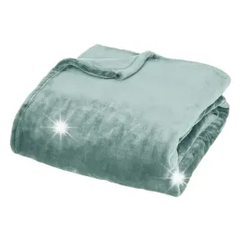 koc-miekki-cieply-niebieski-flanelowy-narzuta-na-kanape-cuddly-130-x-180-cm