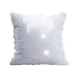poszewka-baroso-z-ozdobna-biala-lamowka-45x45-cm-homla