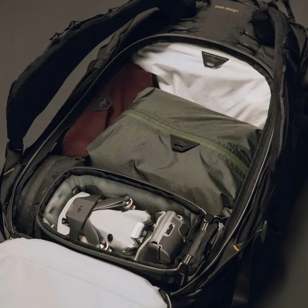 peak-design-outdoor-backpack-25l-cloud-bialy-marka-peak-design-model-outdoor-backpack-25l-cloud