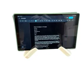 stojak-na-ksiazke-i-tablet-minimalistyczny