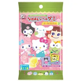 sanrio-characters-friendship-peach-and-muscat-gummy