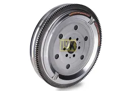 kolo-dwumasowe-audi-a4-18t-02-