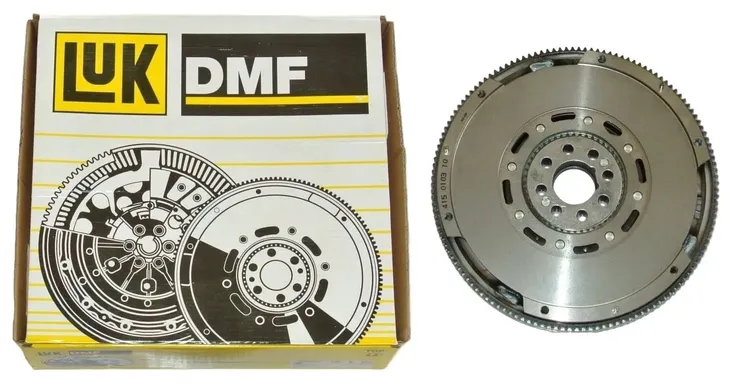 kolo-dwumasowe-bmw-123-15-typ-silnika-diesel
