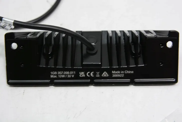 lampa-robocza-numer-katalogowy-czesci-1gb-357-098-011