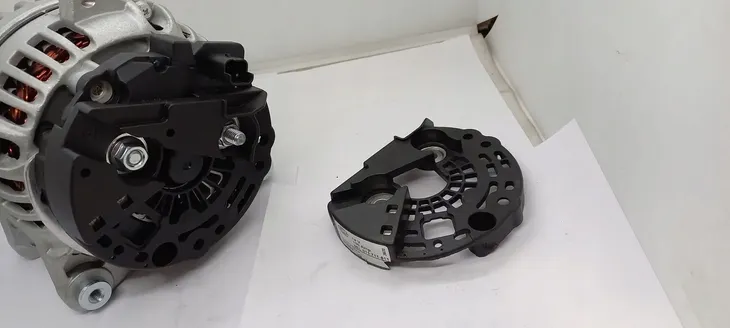 alternator-ca1823ir-numer-katalogowy-oryginalu-infiniti-23100-00qbb-nissan-23100-00qbb-renault-77-01-474-326-renault-77-01-476-808-renault-77-11-135-112-renault-77-11-497-098-renault-82-00-122-976