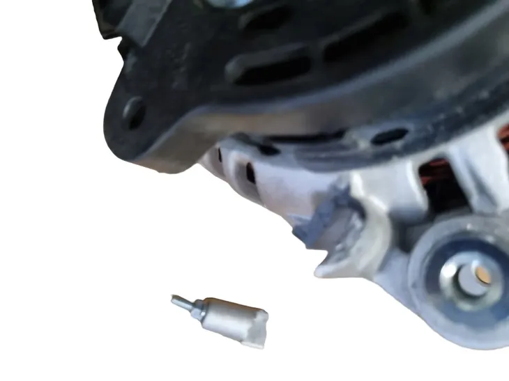 alternator-stan-nowy-jakosc-czesci-zgodnie-z-gvo-q-oryginal-z-logo-producenta-czesci-oem-oes