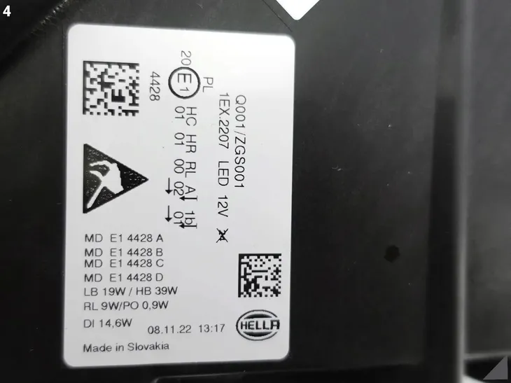 reflektor-db-c-klasa-14-l-led-stan-nowy-strona-zabudowy-lewa