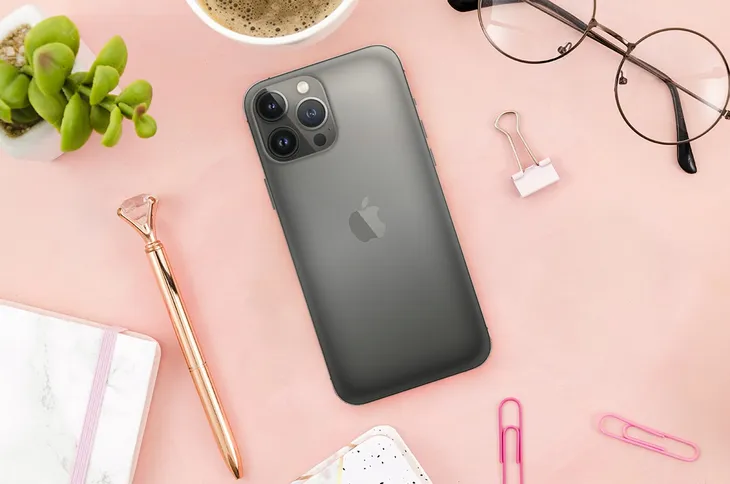 etui-silikonowe-szklo-do-iphone-13-pro-max-typ-plecki
