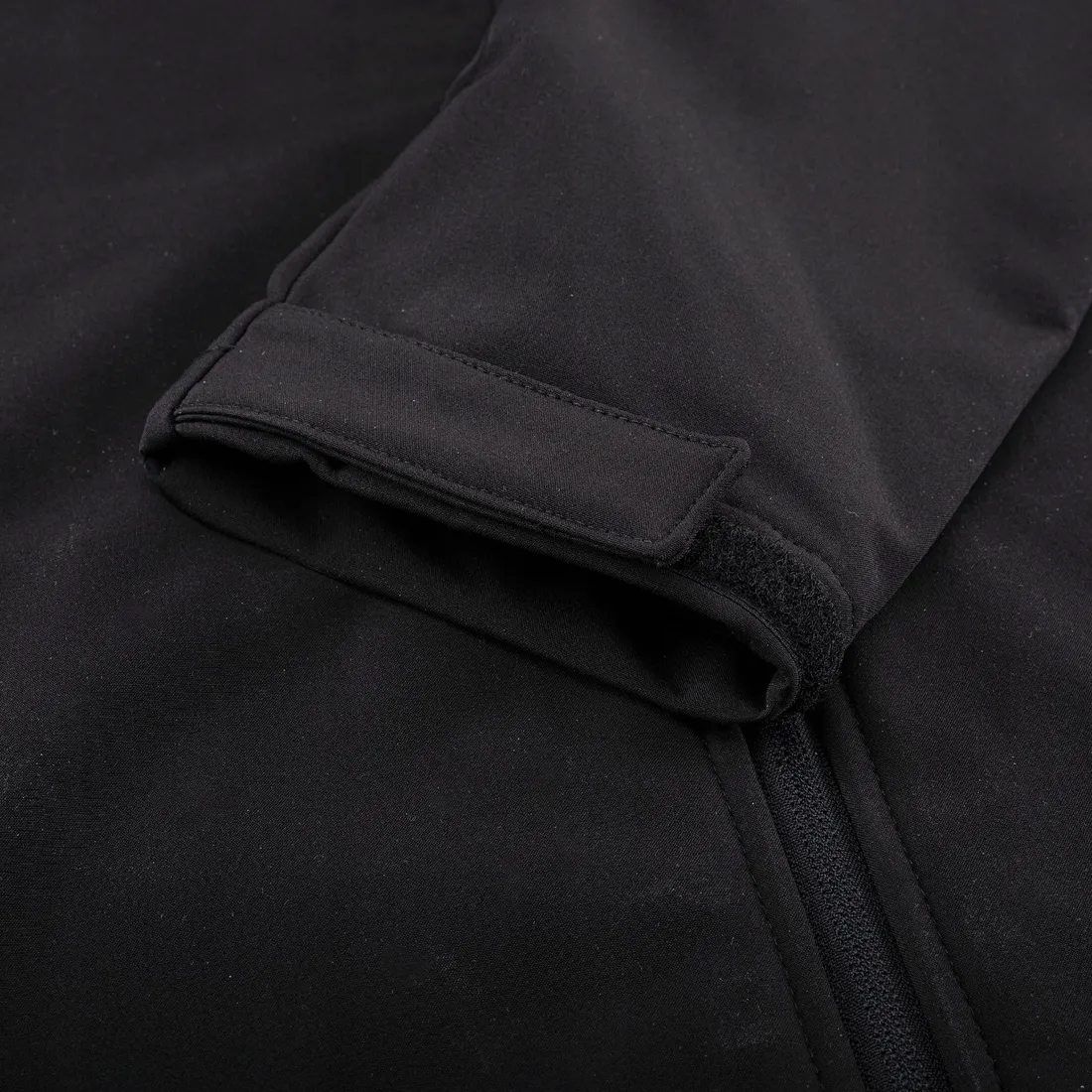 hi-tec-meski-softshell-l-derai-czarny-klasyczny-zamek-polar-przejsciowy-stan-nowy
