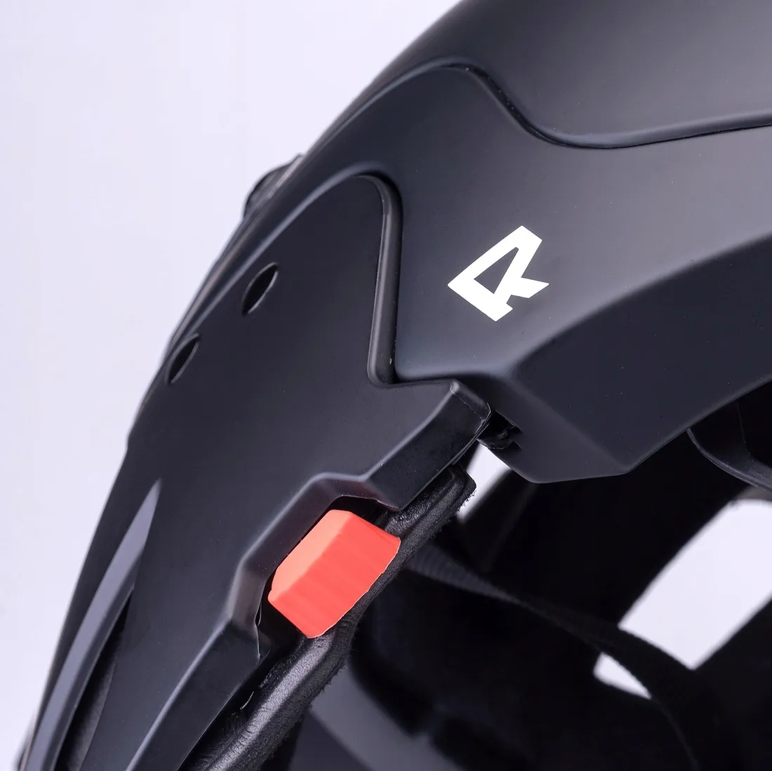 kask-rowerowy-full-face-fulljack-l-radvik-stan-nowy