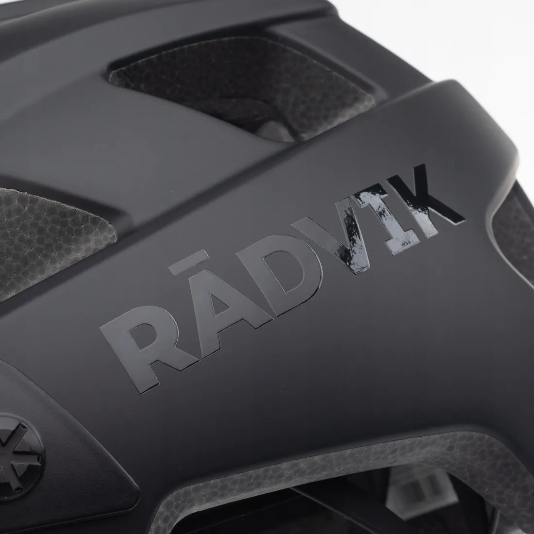 kask-rowerowy-triade-m-radvik-stan-nowy