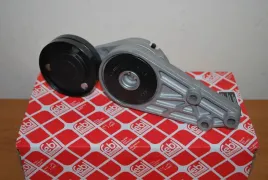 napinacz-paska-vag-audi-a4-a6-passat-94-16-18-kpl