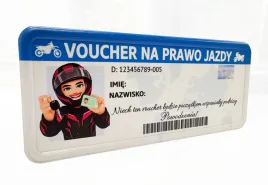 voucher-na-prawo-jazdy-na-motor-mini-tablica-z-postacia