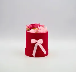 flower-box-gotowy-prezent-dzien-mamy-walentynki-z-misiem-dzien-kobiet-welur