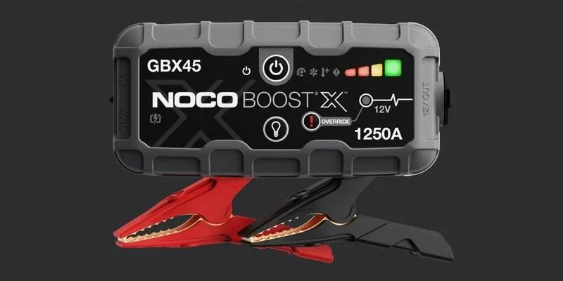 noco-gbx45-1250a-booster-stan-nowy