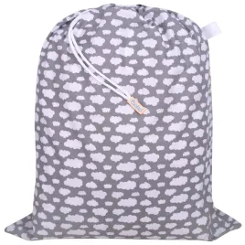 worek-worki-na-posciel-do-przedszkola-bobo-63x53-cm-szary-w-chmurki