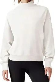 bluza-z-golfem-damska-luzna-kremowa-m