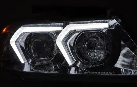 lampy-przednie-do-bmw-e90-e91-05-08-chrome-led