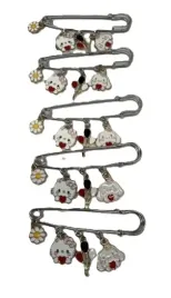 broszka-hello-kitty-my-melody-slodka-przypinka-z-klamra-5szt