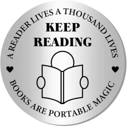 brelok-pocket-hug-moneta-motywacyjna-stal-keep-reading-creatcabin