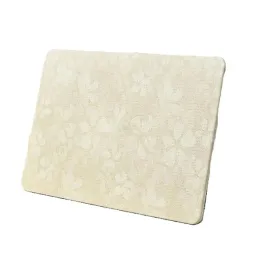 etui-macbook-pro-13-m2-m1-a2338-a1706-liscie-bezowe
