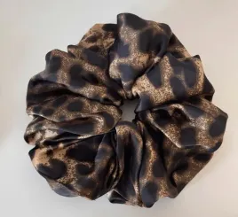gumka-duza-scrunchie-w-panterke-mega-xxxl-sr-18-cm-brazowa-w-cetki