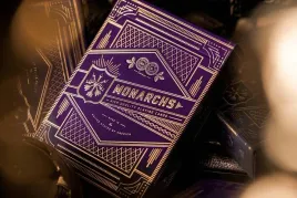 karty-do-gry-theory-11-monarch-w-kolorze-purpurowym