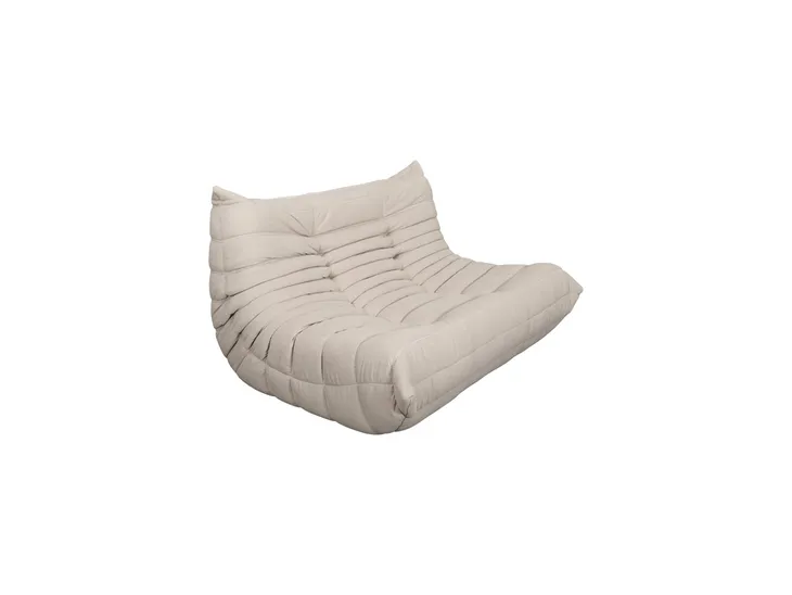 sofa-nua-jasnobezowy-kolor-sprzaczki-srebrny