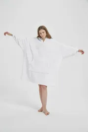 kocobluza-hoodie-biala-z-kapturem-i-duza-kieszenia-uniwersalna