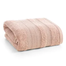 recznik-judy-70x140-pudrowy-z-ozdobna-bordiura-i-blyszczaca-nicia-500-g-m2