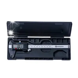 dokladna-suwmiarka-elektroniczna-ze-stali-nierdzewnej-cyfrowa-0-150mm-etui