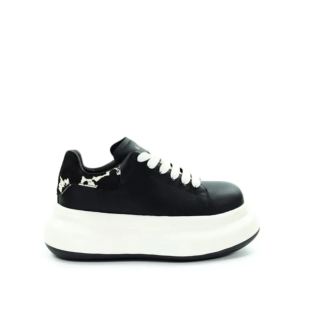Damskie skórzane sneakersy czarne  GOE SS2N4001 - 38