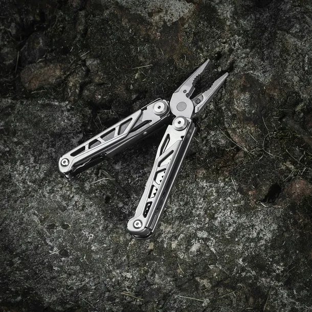 multitool-m-tac-10-w-1-dlugosc-po-zlozeniu-11-cm