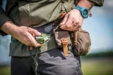 kieszen-compass-survival-pouch-earth-brown-waga-z-opakowaniem-0-071-kg-model-compass-survival-pouch