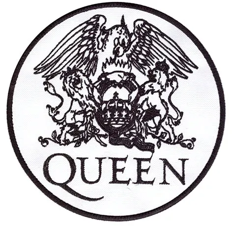 queen-haft-naszywka-18cm
