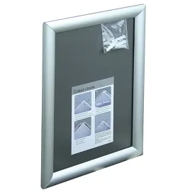 ramka-owz-a2-aluminiowa-zatrzaskowa-srebrna-rama-plakatowa-folia-uv