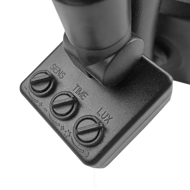 kinkiet-ledtechnics-czarny-e27-18-w-material-dominujacy-aluminium