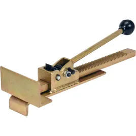 napinacz-montazowy-do-paneli-i-desek-podlogowych-stalowy-420-mm-yato