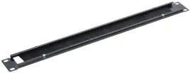 panel-z-przepustem-kablowym-do-szafy-rack
