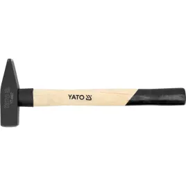 mlotek-slusarski-800-g-drewniany-trzonek-din-1041-solidny-yato