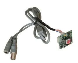 kamera-plytkowa-analogowa-540-tvl-cvbs-pal-ccd-32x32-mm