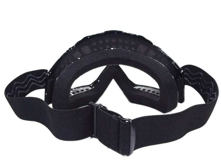 gogle-ftm-006-black-white-model-3946