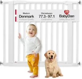 bramka-ochronna-schodowa-biala-rozporowa-babydan-perfect-close-77-97-cm