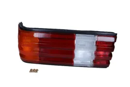 lampa-zespolonych-swiatel-tylnych-440-1905r-u-dep