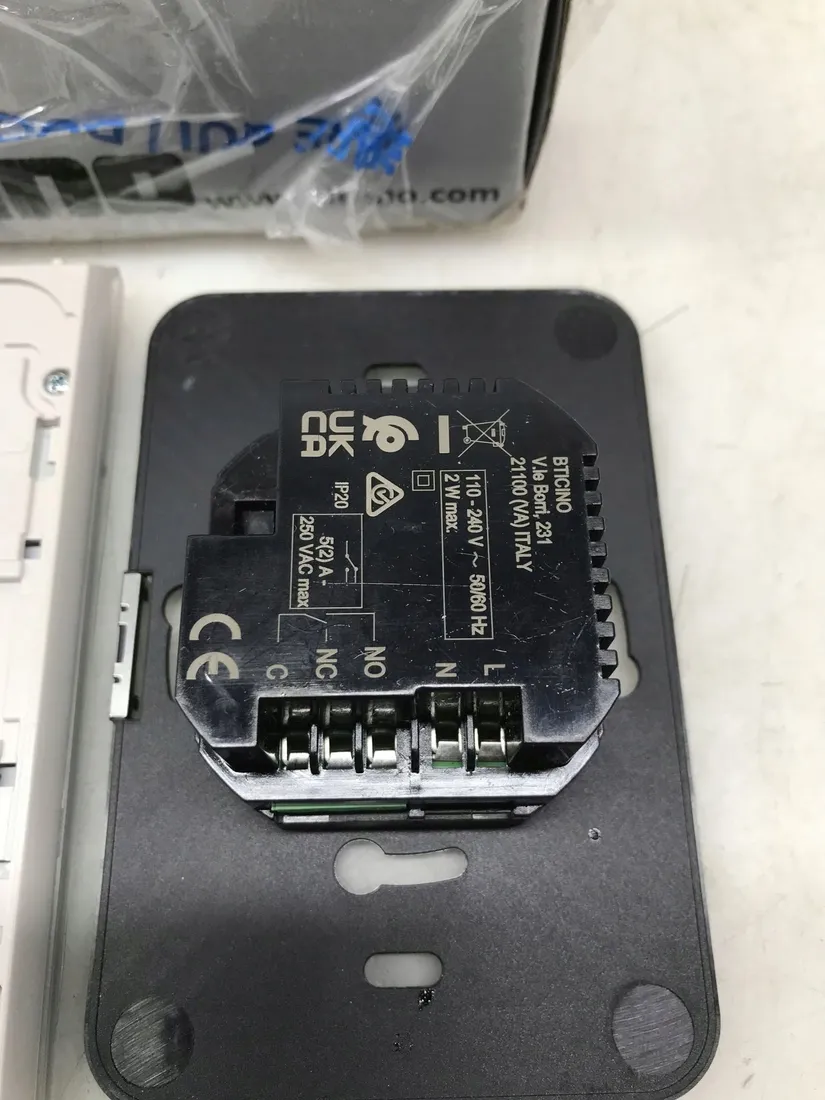 bticino-connected-thermostat-interfejs-wifi