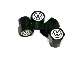 nakretki-na-wentyle-volkswagen-czarne-kapturki-z-logo-volkswagen-eleganckie