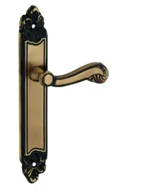 zestaw-klamek-do-drzwi-wewnetrznych-louis-xv-bez-otworu-trzpien-7-mm