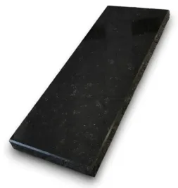 parapet-z-granitu-absolut-black-poler-92x30x2-parapety-z-kamienia-na-wymiar