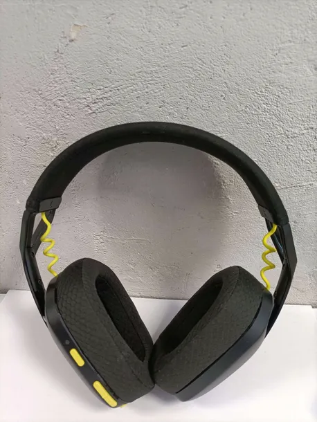 zestaw-sluchawkowy-do-gier-logitech-g435-headset-bluetooth-model-g435