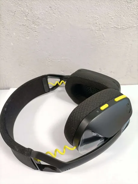 zestaw-sluchawkowy-do-gier-logitech-g435-headset-bluetooth-regulacja-glosnosci-tak
